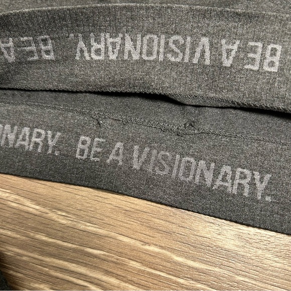 Gymshark Women's Vital Seamless 2.0 Crop Top, Black Marl, Women’s Size small - Picture 4 of 5